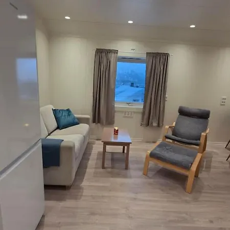 Arctic Nine - Nr 8 - On The Island Semesterbostad *