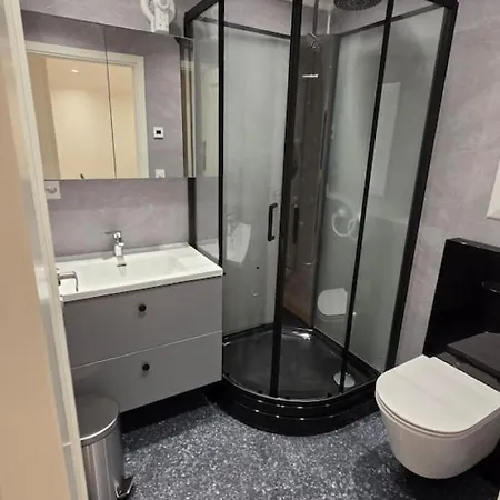 Arctic Nine - Nr 8 - On The Island Casa de Férias